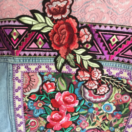 Embellished denim jacket flower power in pink