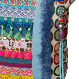 Hippie handtas Ibiza stijl gekleurd met franje