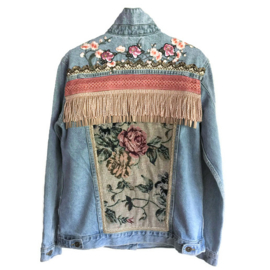 Embellished denim jacket with roses vintage style