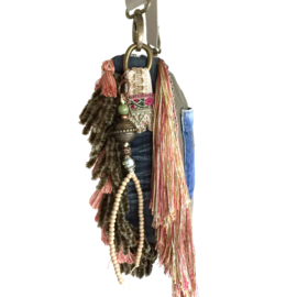 Hippie crossbody bag with flower patch and fringes