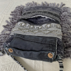 Telefoontasje Boho westernstijl met buffelkoppen, franje en jeansklepje