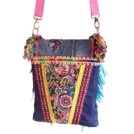 Ibiza crossbody colored with flower patch and fringes