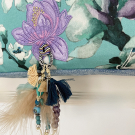 Boho Bloem Crossbody in turquoise met lila met gerecyclede jeans