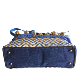 Boho handtas in blauw geel met franje en jeans