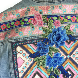 Embellished denim jacket Ibiza style in blue and pink