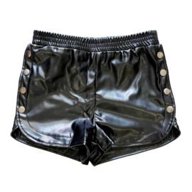 Wetlook hotpants