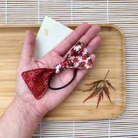 Haarstrik - Aki Momiji met rood asanoha patroon