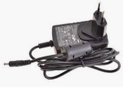 M.D.A. Adapter MD-ADP520UB 5,2VDC/2A conn. 3.5/1,5mm