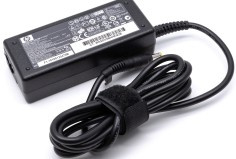 HP-hp1 380467-001 18,5Vdc/3.5A conn. 4,8 mm x 1,7 mm