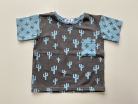Tricot/stretch  shirtje grijs met cactusjes