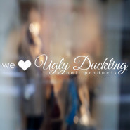 Ugly Duckling Sticker We Love UD Preorder langere levertijd