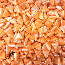 Glasmozaiek Driehoekjes 10 mm Parelmoer per 50 gram Oranje 104P