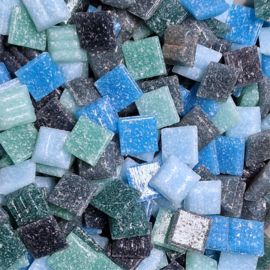 Basis glastegeltjes 1 x 1 cm per 250 gram Mix Turquoise 308