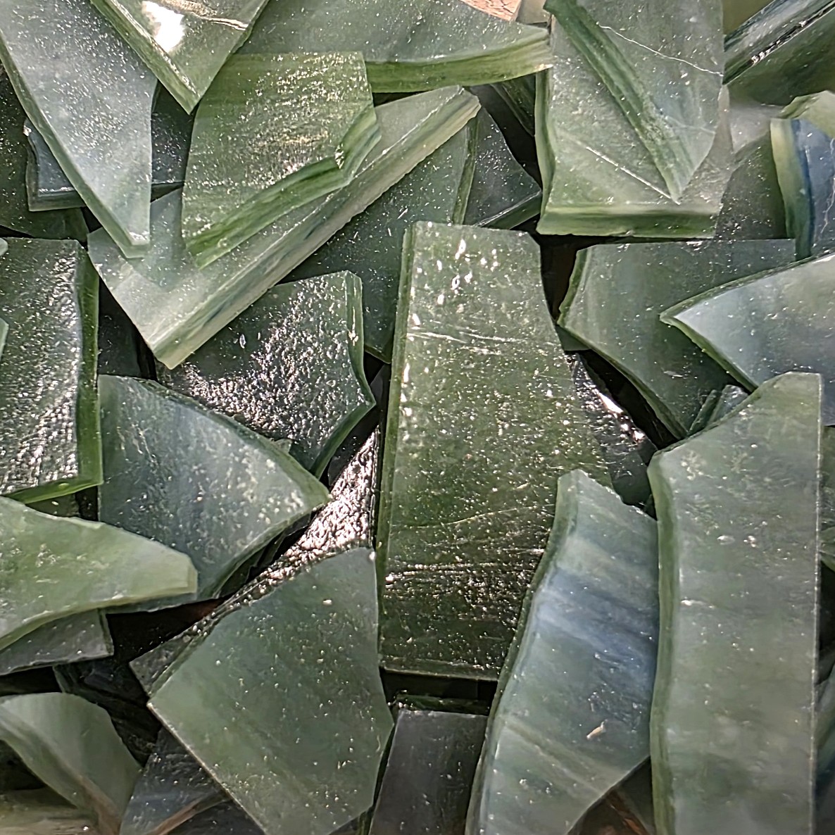 Gekleurde glasscherven voor 10 x 20 cm  Yang Donkgergroen/Groen/Wit Y174tl