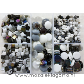 Glasmix in sorteerdoos 500 gram Mix Zwart/Wit/Grijs 500-6