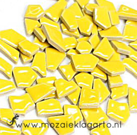 Keramiek Puzzelstukjes per 100 gram Geel 071