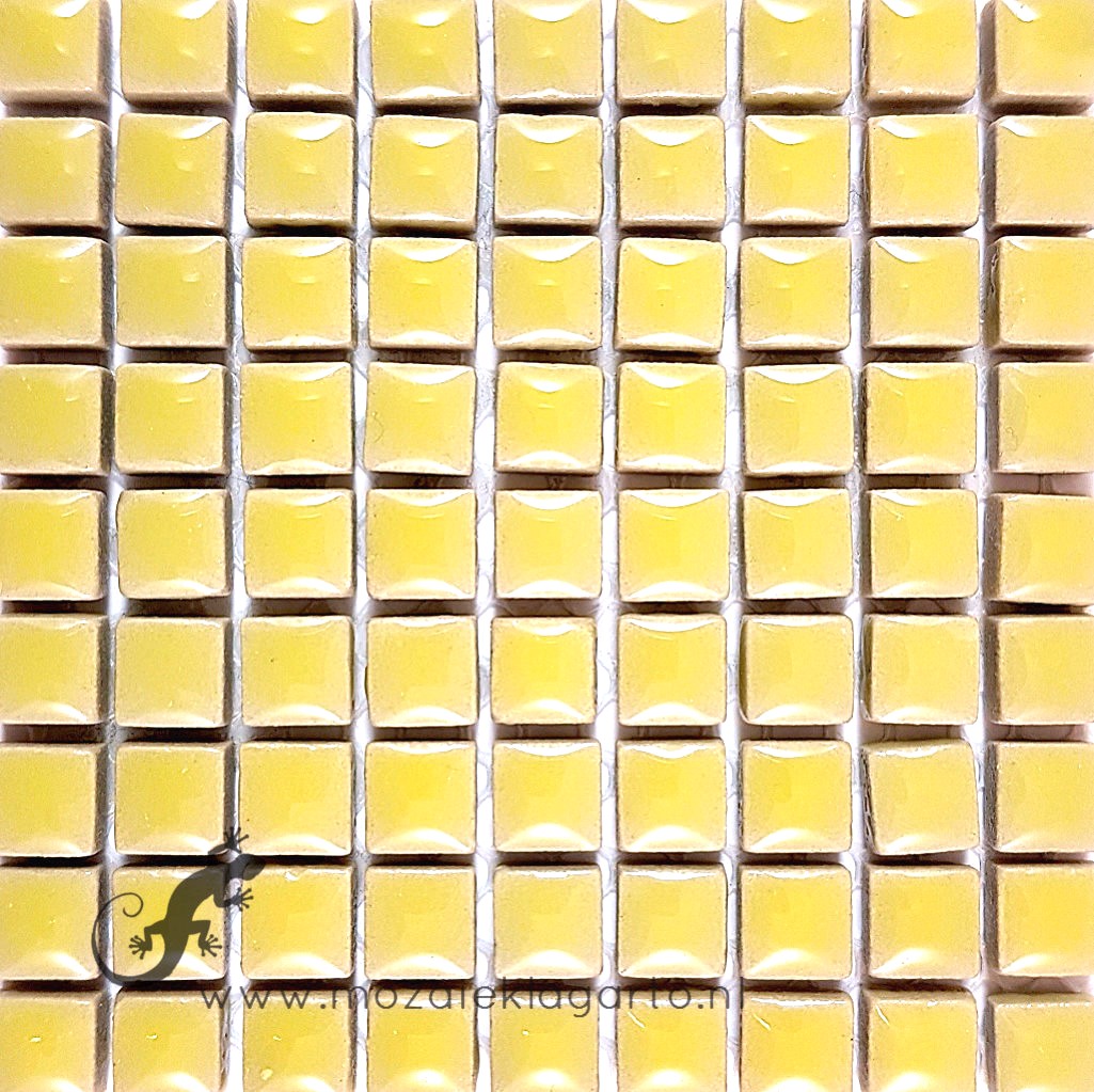 Keramiek tegel 10x10 mm per 81 Banaan Geel 073