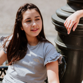 GESTREEPT SHIRT MET RUFFEL MOUW, GRIJSBLAUW