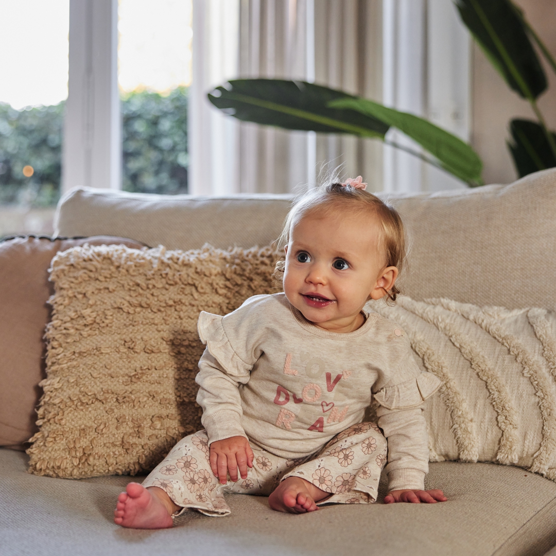 SWEATER LOVELY, OFF-WHITE
