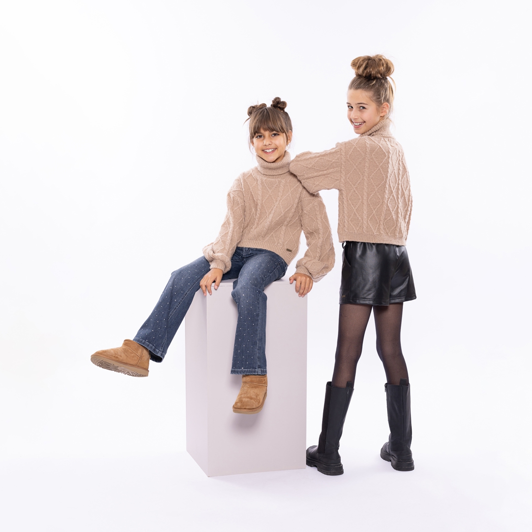 SHORT LEDERLOOK, ZWART