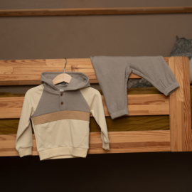 HOODIE & JOGGINGBROEK LOOSE FIT,