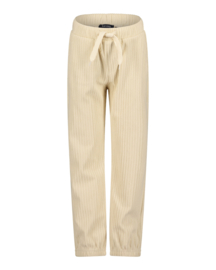 CHINO ZAND, ESSENTIELS
