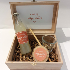 Houten kistje met Ritchie limonade