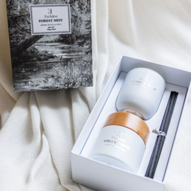 Forest Mist Gift set geurstokjes & kaars - vraag GETUIGE