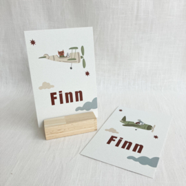 Finn - Speels geboortekaartje met vliegtuigje