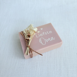 Houten geschenkdoosje met gegraveerd zeepje – cadeau voor oma, tante, mama of zus
