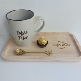 Serveerplank met kopje - vraag meter of peter