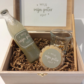 Houten kistje met Ritchie limonade
