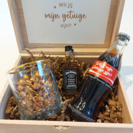 Houten kistje Whiskey Cola - vraag GETUIGE
