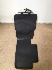 Vloermatset Nissan Ariya FE0 KE748-5M000 Origineel