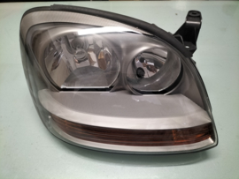 Koplamp rechts Nissan Almera Tino V10 26010-BU000 Origineel.