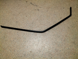 Raamgeleiderubber linksvoor Nissan Micra K10 80333-04B01 Gebruikt.