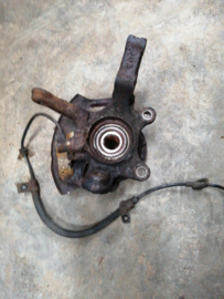 Wielnaaf linksvoor Nissan Almera N16. ABS. 40015-4M400