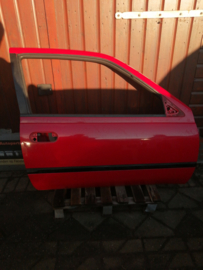 Portier rechtsvoor Nissan Sunny N14 80100-73C30 (AJ4) 3-deurs Gebruikt.