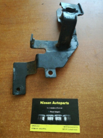 Bevestigingssteun koppelingcilinder Nissan Almera N15 16434-2N100