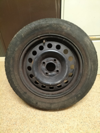 175/65R14 82T 4x100 hub hole 59.1 Dunlop SP9 Used part.