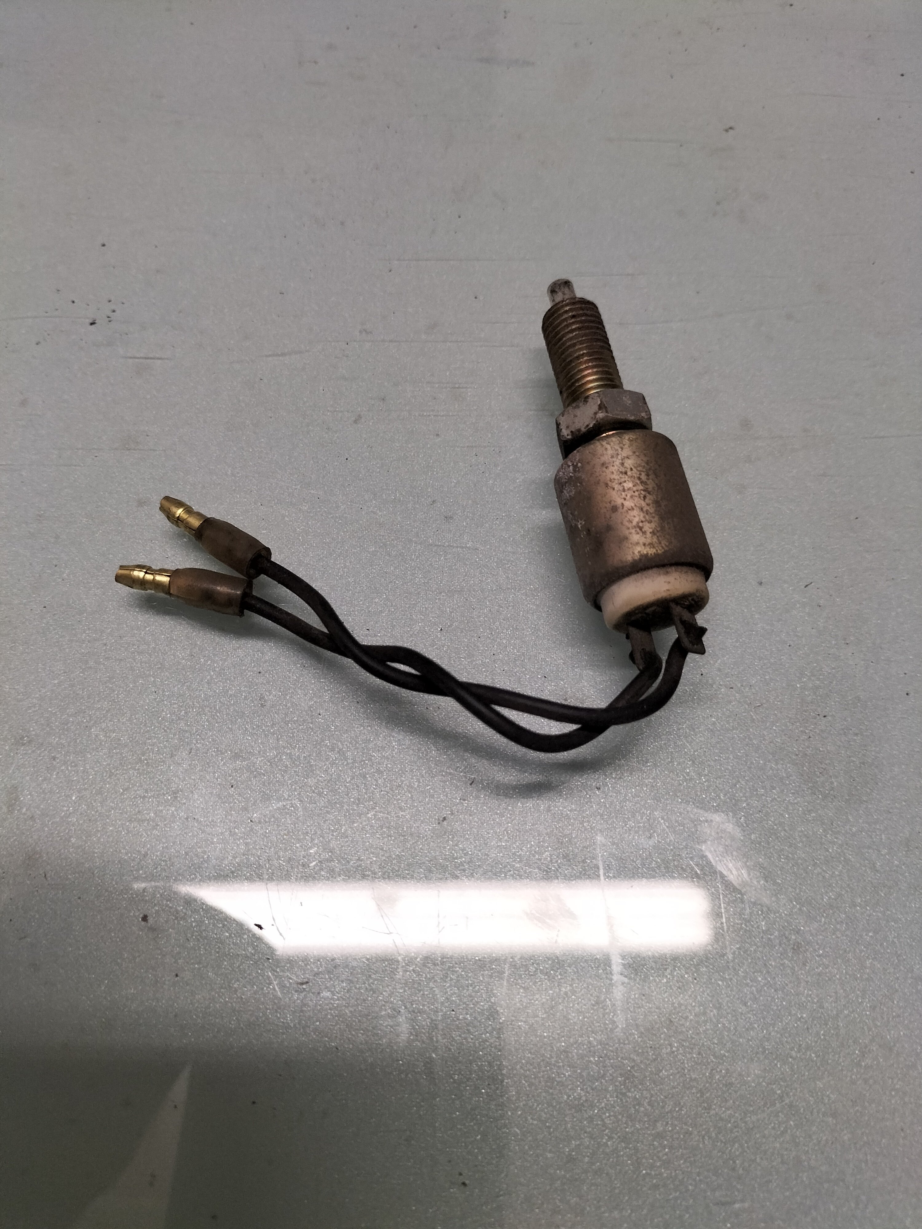 Handremschakelaar Datsun cherry E10 36011-R3001 Gebruikt