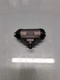 Repair kit wheel brake cylinder Nissan 44100-6F611 Original