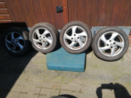 15 inch aluminium velgen met band 185/60R15 & 195/55R15 Peugeot.
