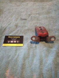 Hinge front door lower Nissan 80401-2F030 N16/ P11/ WP11 Used part.