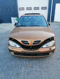 Nissan Primera P11 SR20DE 140pk 2002 kleurcode HV0. Nieuw binnen 26-maart-2022