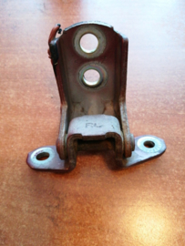 Deurscharnier voorportier linksboven/rechtsonder Nissan Almera N15 / Nissan Terrano R50 80401-1M200