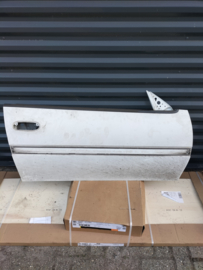 Portier rechts Nissan 100NX B13 80100-61Y30 (531) Gebruikt.