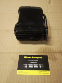 Kachelventilatierooster Nissan  links 68761-65Y11