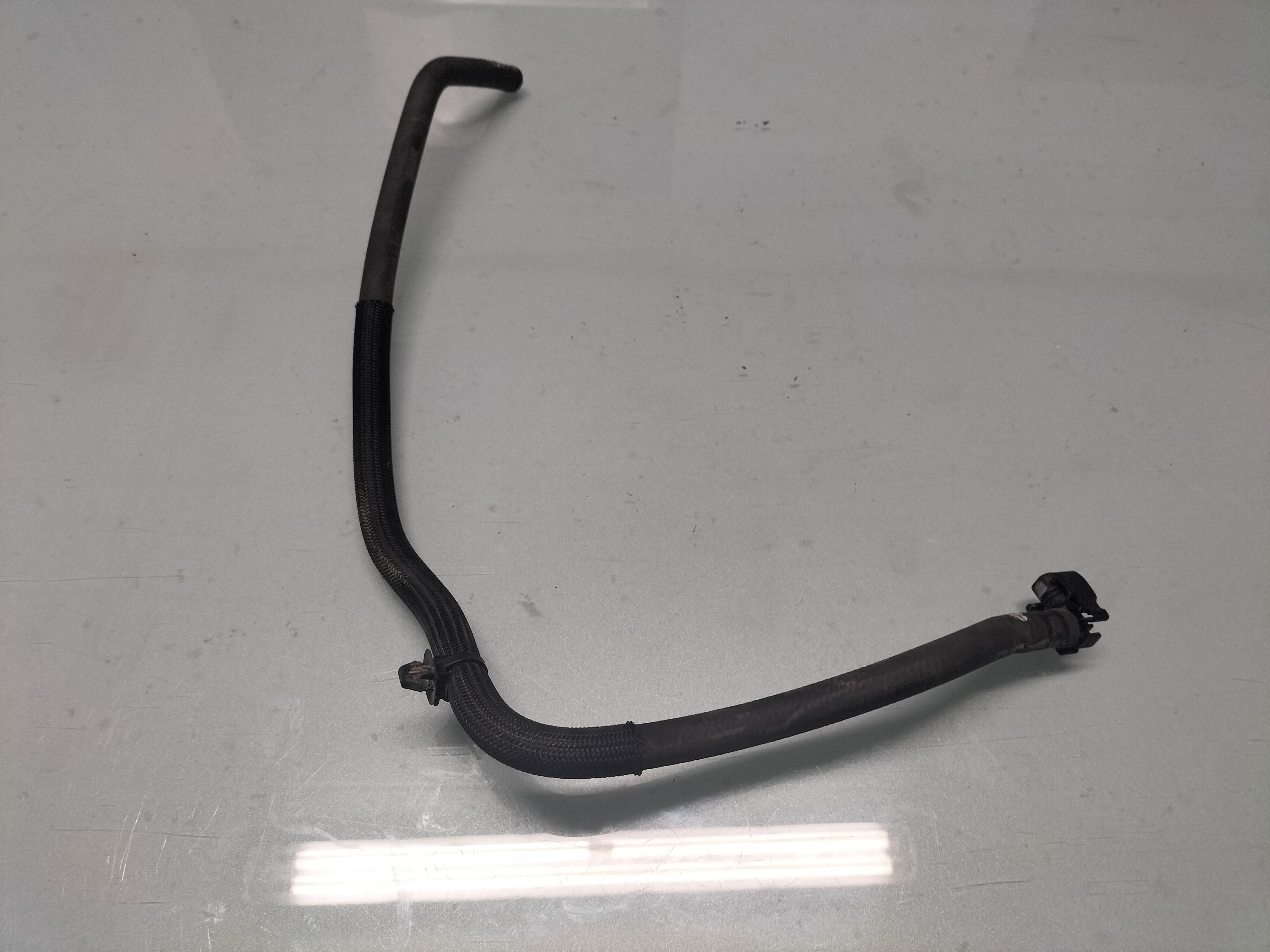 Koelwaterslang expansievat Nissan Micra K14 21741-5FD0A Gebruikt