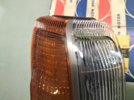 Zijknipperlicht rechts Nissan Laurel C31 26160-21L10 (IKI 5075) Origineel.